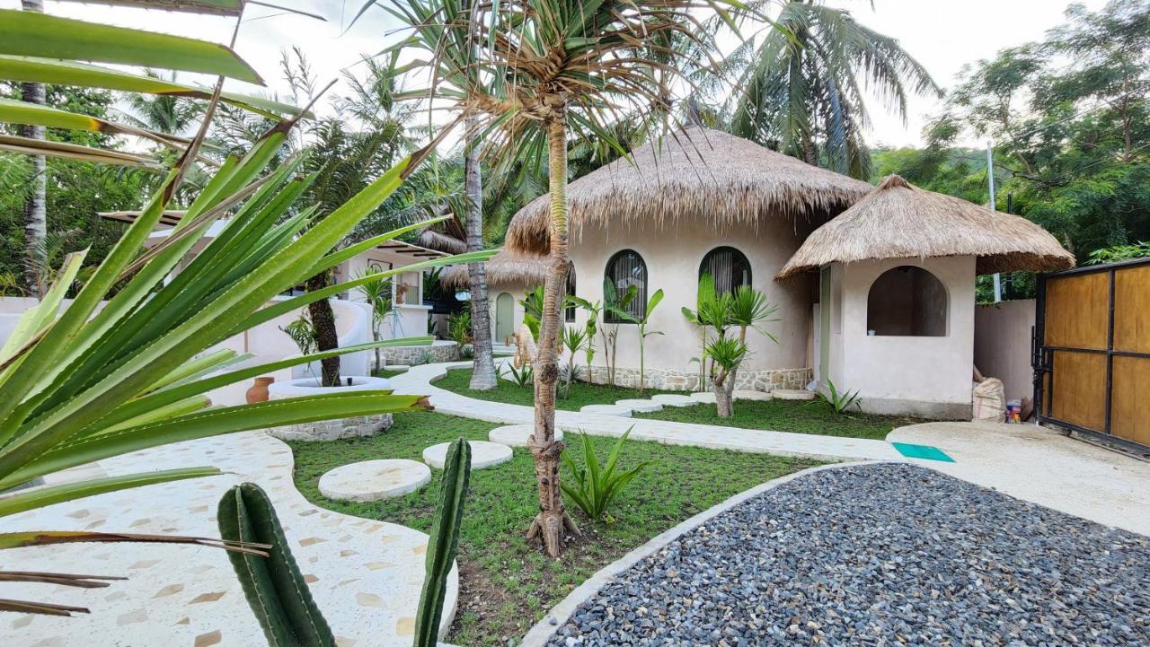 Tiu Oasis Lombok Hotel Kuta  Exterior photo